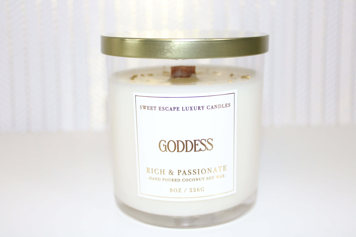 Goddess candle by Sweet Escape Luxury Candles featuring a unique scent blend of green linen with a fresh, exotic twist. Perfect for a subtle, year-round summery aroma.